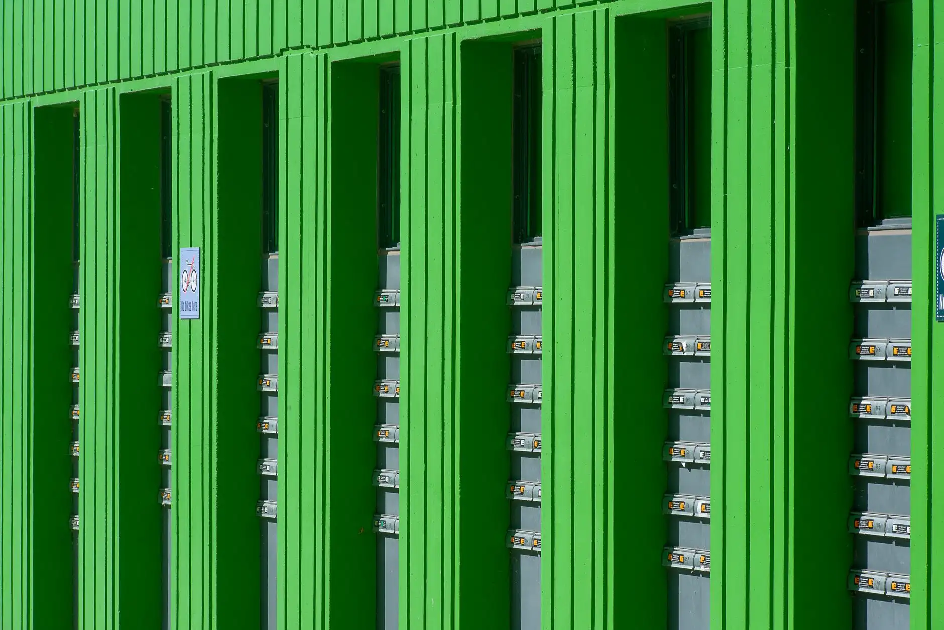 上海建筑工地常用五金交电配件型号与选型对比指南
